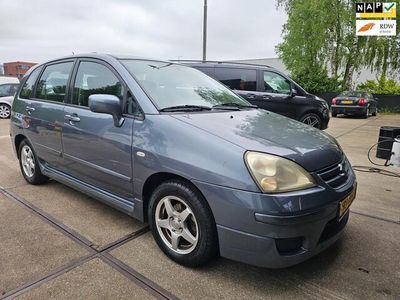 Suzuki Liana