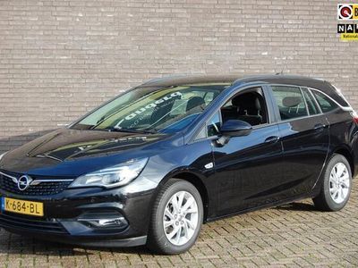 tweedehands Opel Astra Sports Tourer 1.2 Edition 1e Eigenaar Comfortstoel(en), Lendesteunen (verstelbaar), Parkeersensoren V+A