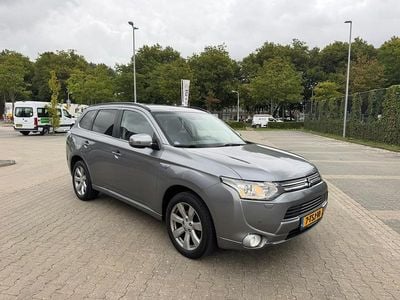 Mitsubishi Outlander P-HEV