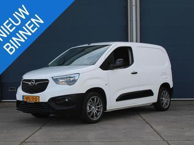 tweedehands Opel Combo 1.5D L1H1 Edition AIRCO / CRUISE CONROLE / NAVI / N.A.P / EURO 6