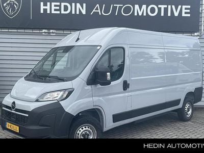 Grijs Nieuw 2025 Opel Movano Van | € 37.000 (Goede deal)