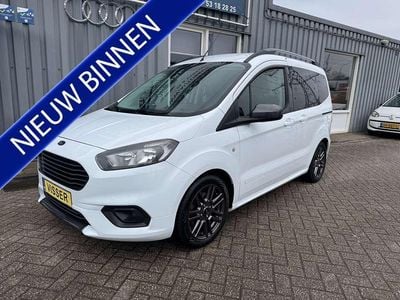 Wit Occasion 2019 Ford Tourneo Courier Titanium MPV | € 9.999 (Super prijs)