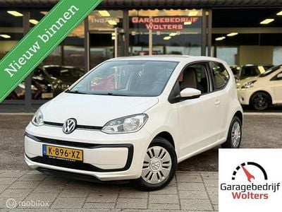 Wit Occasion 2017 VW up! take up! Hatchback | € 4.450 (Goede deal)
