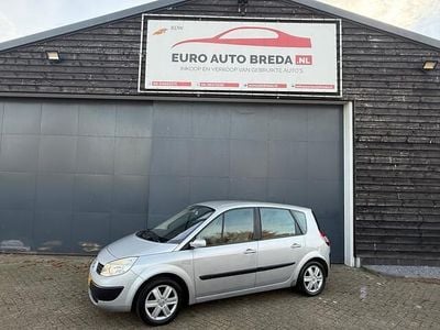 Grijs Gebruikt 2005 Renault Scénic II Expression MPV | € 1.950 (Eerlijke prijs)