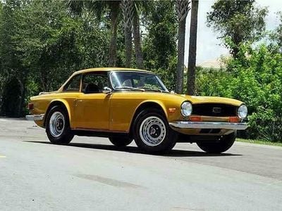Geel Gebruikt 1972 Triumph TR6 Cabriolet | € 19.950