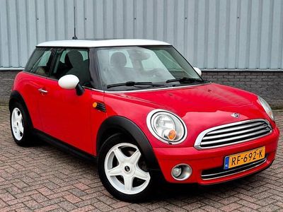 Rood Gebruikt 2007 Mini Cooper Chili Hatchback | € 2.695 (Super prijs)