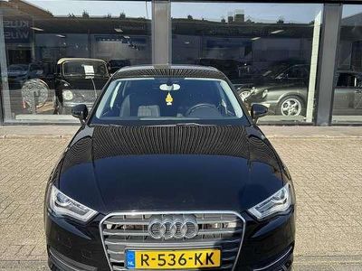 Zwart Gebruikt 2013 Audi A3 Attraction Hatchback | € 9.499 (Eerlijke prijs)