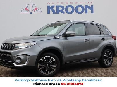 Grijs (metallic) Occasion 2023 Suzuki Vitara Style SUV | € 24.750 (Eerlijke prijs)