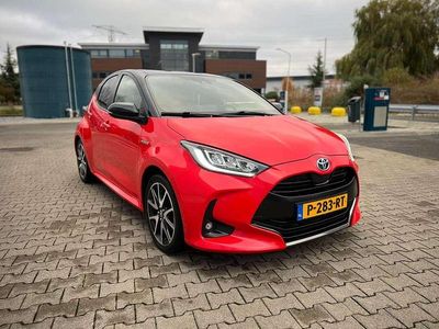Rood Gebruikt 2021 Toyota Yaris Edition Hatchback | € 22.000 (Eerlijke prijs)