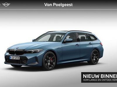 Blauw Occasion 2025 BMW 330 M Sport Stationwagen | € 49.800 (Eerlijke prijs)