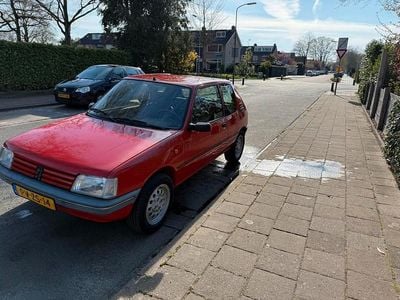 Gebruikt 1997 Peugeot 205 | € 2.750 (Iets duurder)