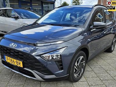 Occasion Hyundai Bayon Comfort 99 PK (72 kW) 2022 Grijs SUV
