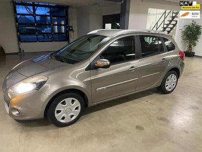 tweedehands Renault Clio Estate 1.5 dCi Collection airco nieuwstaat