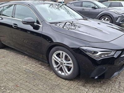 Zwart Occasion 2024 Mercedes CLA180 Luxury Sedan | € 24.900