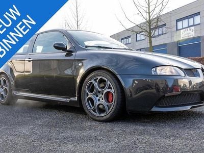Zwart Occasion 2003 Alfa Romeo 147 GTA Hatchback | € 12.950
