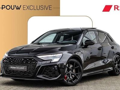 Zwart (metallic) Gebruikt 2022 Audi RS3 Sportback Ambiente Hatchback | € 67.450 (Eerlijke prijs)