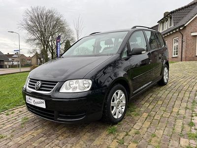 Zwart Occasion 2006 VW Touran MPV | € 3.950
