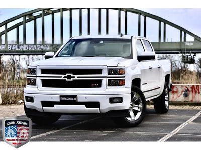 tweedehands Chevrolet Silverado GFX 361 PK | LAGE BIJTELLING | CAMERA | 12'' SCHERM | ZEER DIK | LANE ASSIST | ADAPTIVE CRUISE | | 4X4 | CREW CAB | DUBBELE CABINE | DC | VOLLEDIG LEDER |