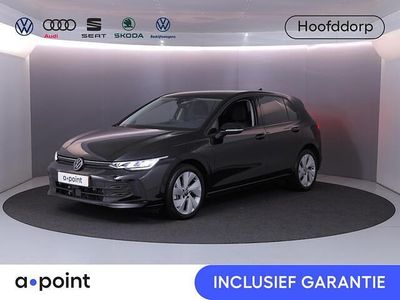 Zwart Occasion 2025 VW Golf VIII Edition Hatchback | € 32.449 (Goede deal)