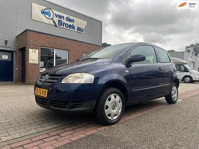 Blauw Occasion 2006 VW Fox Trendline Hatchback | € 1.975 (Iets duurder)