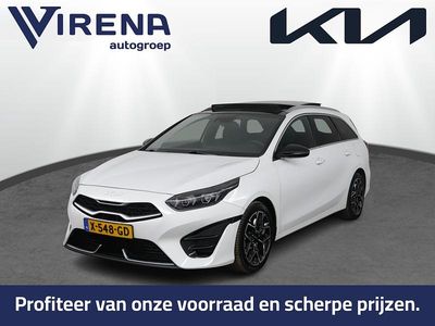 Wit Gebruikt 2023 Kia Ceed GT-Line Hatchback | € 29.950 (Eerlijke prijs)
