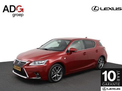 Lexus CT200h