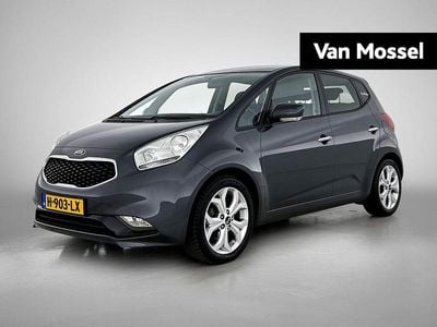 Grijs (metallic) Gebruikt 2015 Kia Venga Hatchback | € 9.900 (Eerlijke prijs)