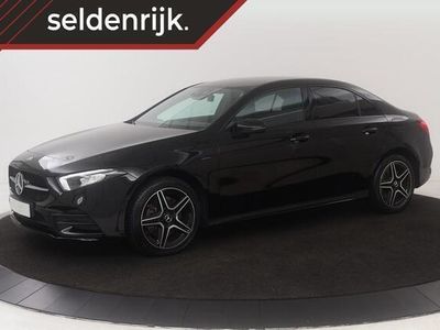 tweedehands Mercedes A250 A-KLASSEAMG Night | Carplay | Widescreen | Stoelverwarming | Sfeerverlichting | Sportstoelen | Navigatie | Full LED | Park Assist