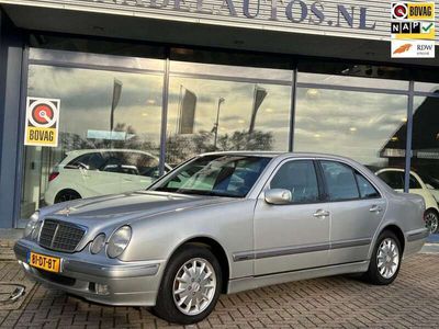 tweedehands Mercedes E200 Elegance Youngtimer! Automaat Airco Cruise Camera