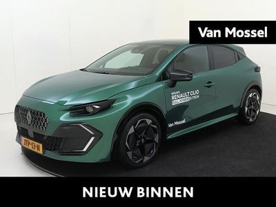 Nieuw Renault Clio V Techno 158 PK (116 kW) 2026 Groen Hatchback