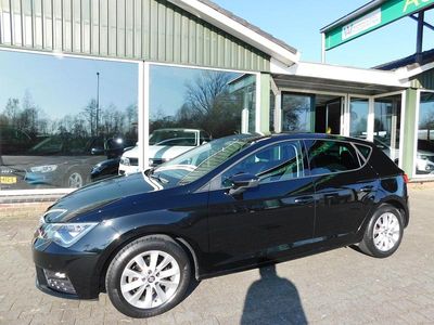 Zwart Gebruikt 2019 Seat Leon Style Hatchback | € 14.950 (Iets duurder)