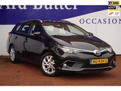 Grijs Gebruikt 2017 Toyota Auris Stationwagen | € 12.999 (Goede deal)