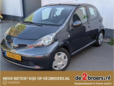Occasion Toyota Aygo 68 PK (50 kW) 2008 Grijs Hatchback