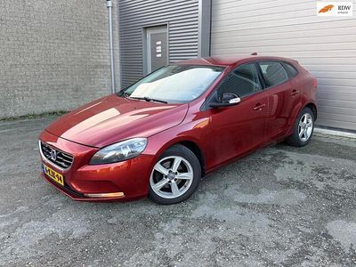 Occasion Volvo V40 114 PK (83 kW) 2013 Rood Hatchback