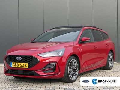 Rood Gebruikt 2024 Ford Focus ST-Line X Stationwagen | € 28.435 (Duur)