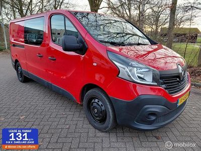 Rood Gebruikt 2016 Renault Trafic Komfort MPV | € 7.975 (Eerlijke prijs)