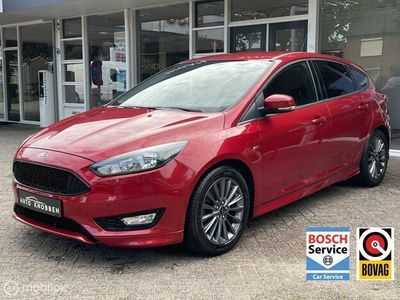 tweedehands Ford Focus 1.5 ST-Line Navi, Bluetooth, Airco, LM..