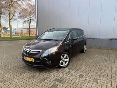 Bruin Occasion 2013 Opel Zafira Tourer Cosmo MPV | € 3.750 (Duur)