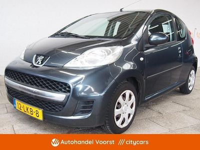 Grijs Gebruikt 2010 Peugeot 107 Hatchback | € 3.395 (Duur)
