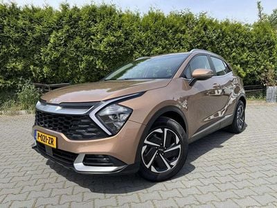 Bruin, metallic lak Occasion 2022 Kia Sportage SUV | € 28.950 (Iets duurder)