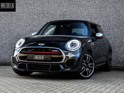 tweedehands Mini John Cooper Works 2.0Chili F1 Aut. | Navigatie | Lounge Leder | H&K | 18"LM | PDC | Rebel Green