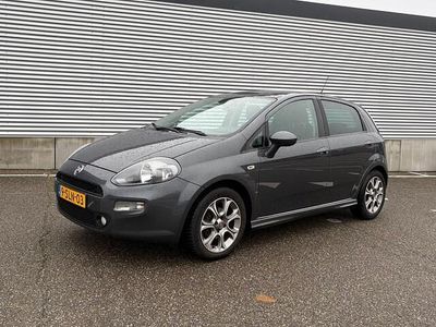 Grijs (metallic) Gebruikt 2013 Fiat Punto Evo Lounge Hatchback | € 3.950 (Eerlijke prijs)