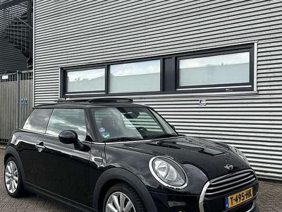 Gebruikt 2015 Mini Cooper Business Hatchback | € 14.500 (Eerlijke prijs)