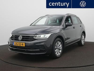 Zwart Gebruikt 2022 VW Tiguan Business+ SUV | € 29.900 (Super prijs)