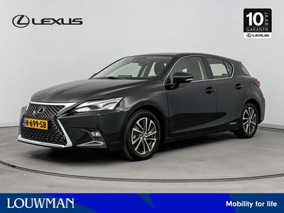 Lexus CT200h