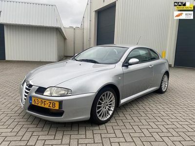 tweedehands Alfa Romeo GT 2.0 JTS Distinctive // Lees tekst // NAP