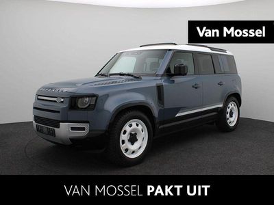 Tasman blueebony resist seats with ebony interior Gebruikt 2025 Land Rover Defender S SUV | € 101.235 (Duur)