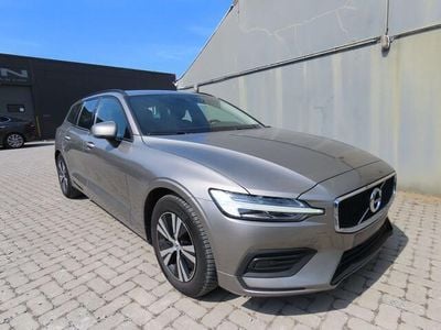 Beige Gebruikt 2019 Volvo V60 Momentum Stationwagen | € 14.990 (Eerlijke prijs)
