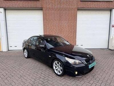 Zwart Occasion 2004 BMW 520 Sedan | € 3.999 (Iets duurder)