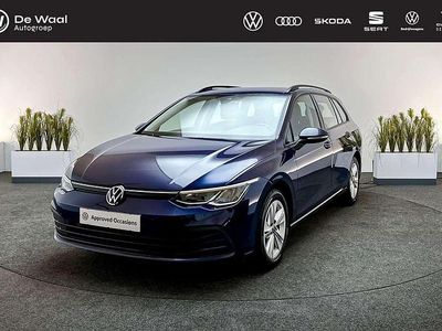 Occasion VW Golf VIII Life 110 PK (80 kW) 2022 Atlantic blue Stationwagen